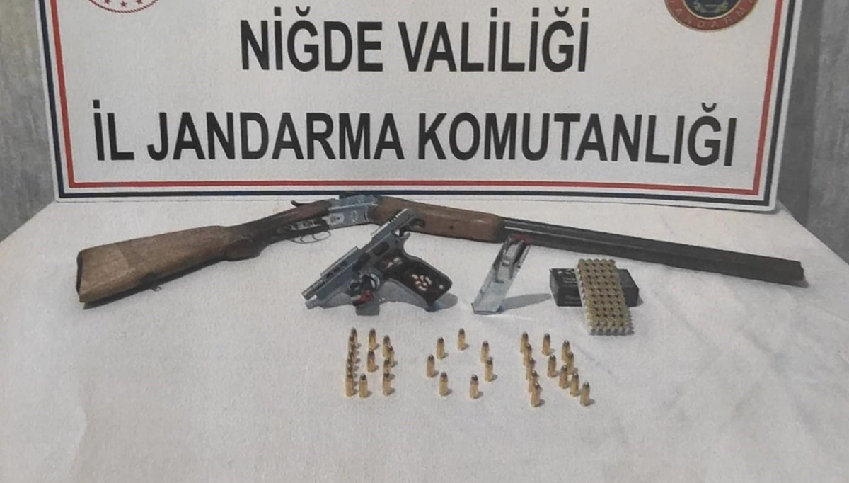 Sosyal medyadan silahlı paylaşım yaptı, yakalandı