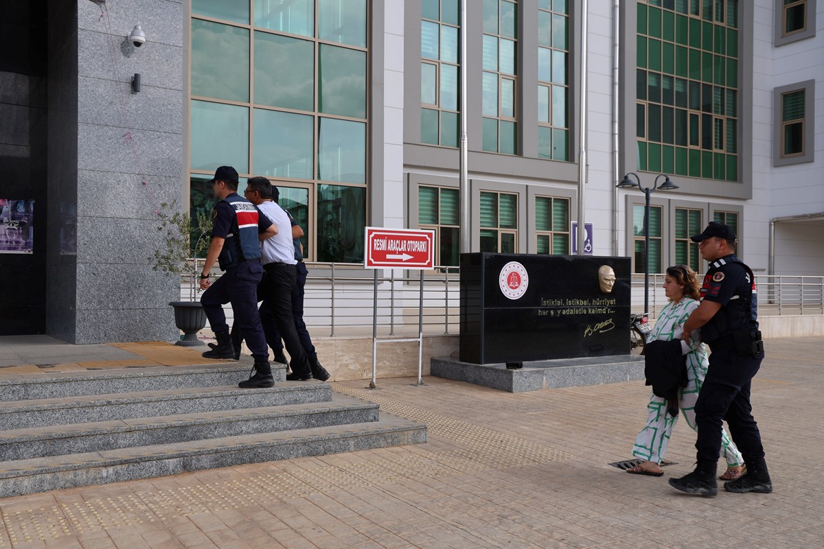 Yener Rüzgar ve eşi Nurhan Rüzgar tutuklandı.