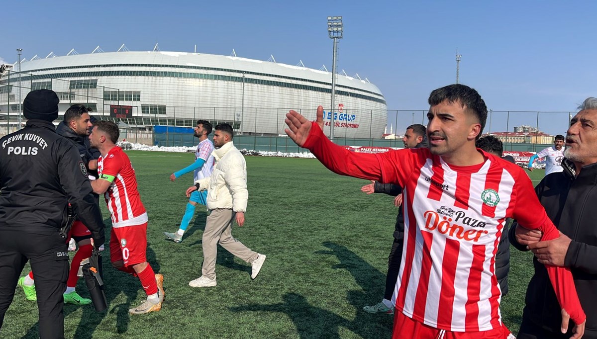 Sivas'ta amatör maçta gerginlik Sivas'ta amatör maçta gerginlik