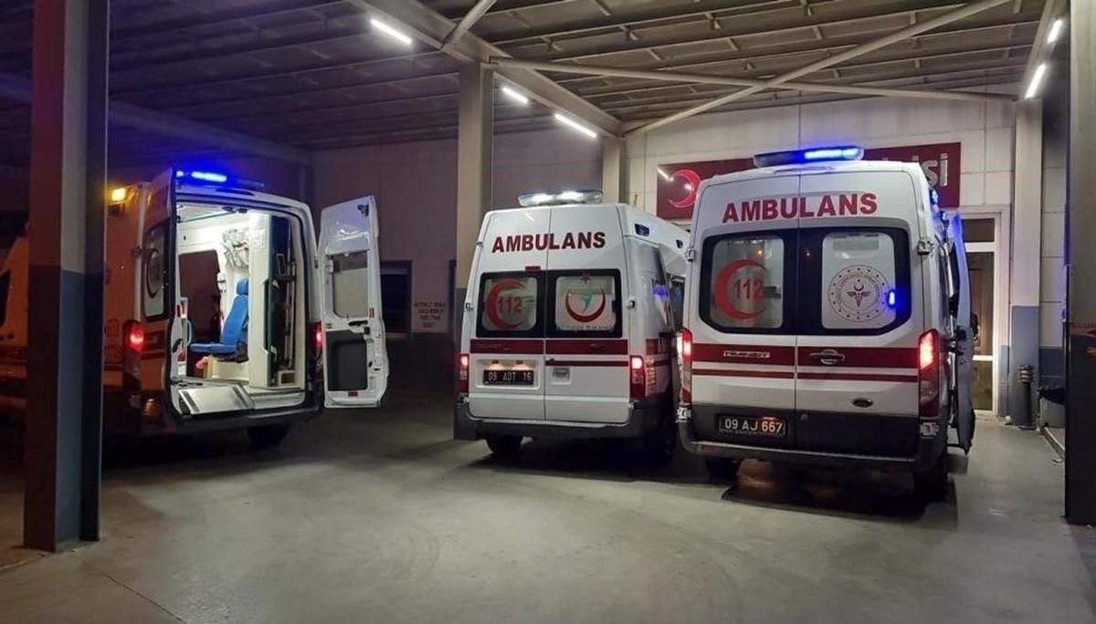 Aydın'da acı olay: Babasının kullandığı traktörün altında kalan bebek öldü Aydın'da acı olay: Babasının kullandığı traktörün altında kalan bebek öldü