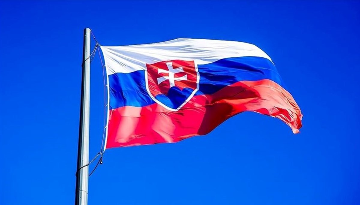 Slovakya’da cumhurbaşkanı seçiminin galibi belli oldu Slovakya’da cumhurbaşkanı seçiminin galibi belli oldu