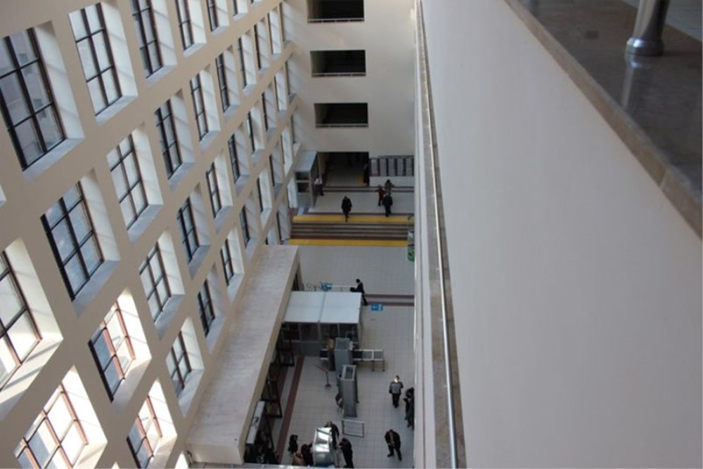 Bakırköy Adliyesi’nde lostracı vurgunu: “120
bin liraya dosyayı kapatırız” - 7