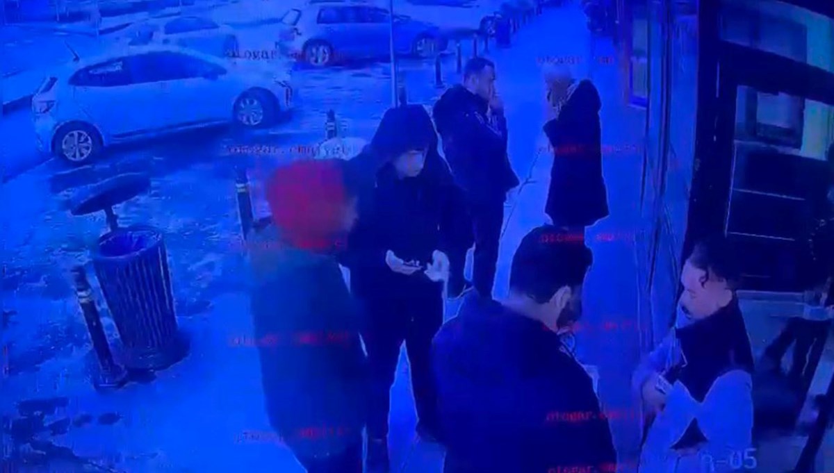 Büyük İstanbul Otogarı’nda sahte dolar operasyonu