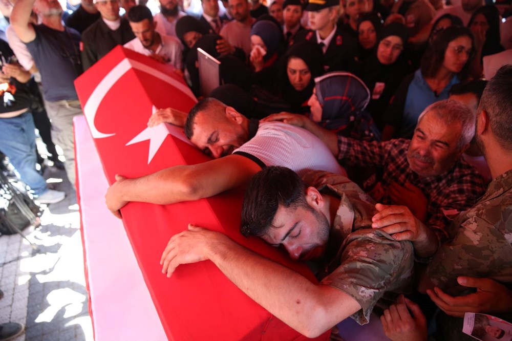 Şehitlerin yarım kalan öyküleri: Türkiye şehitlerini uğurladı - 16