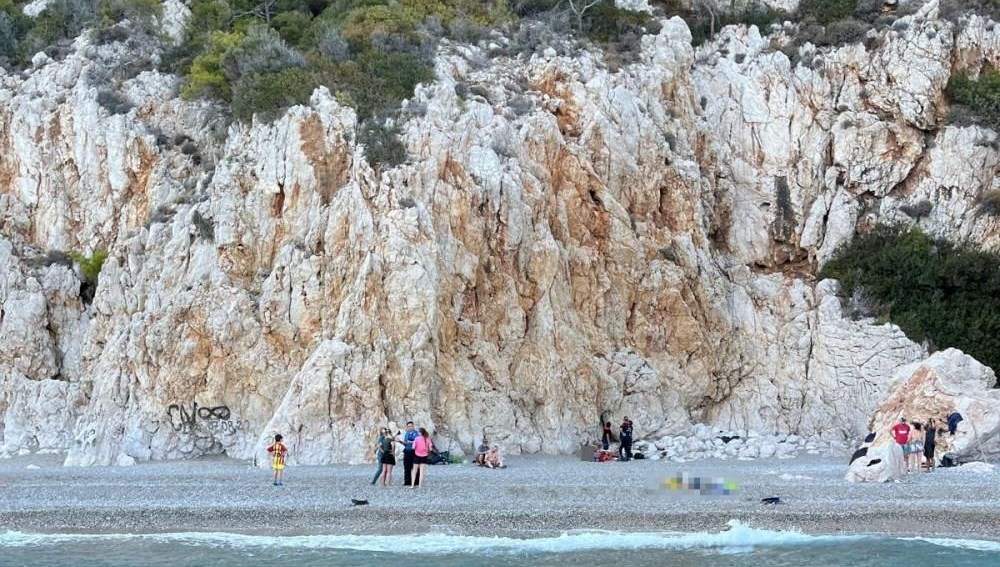 Tırmanış yaparken kayalıktan düşen Alman turist öldü