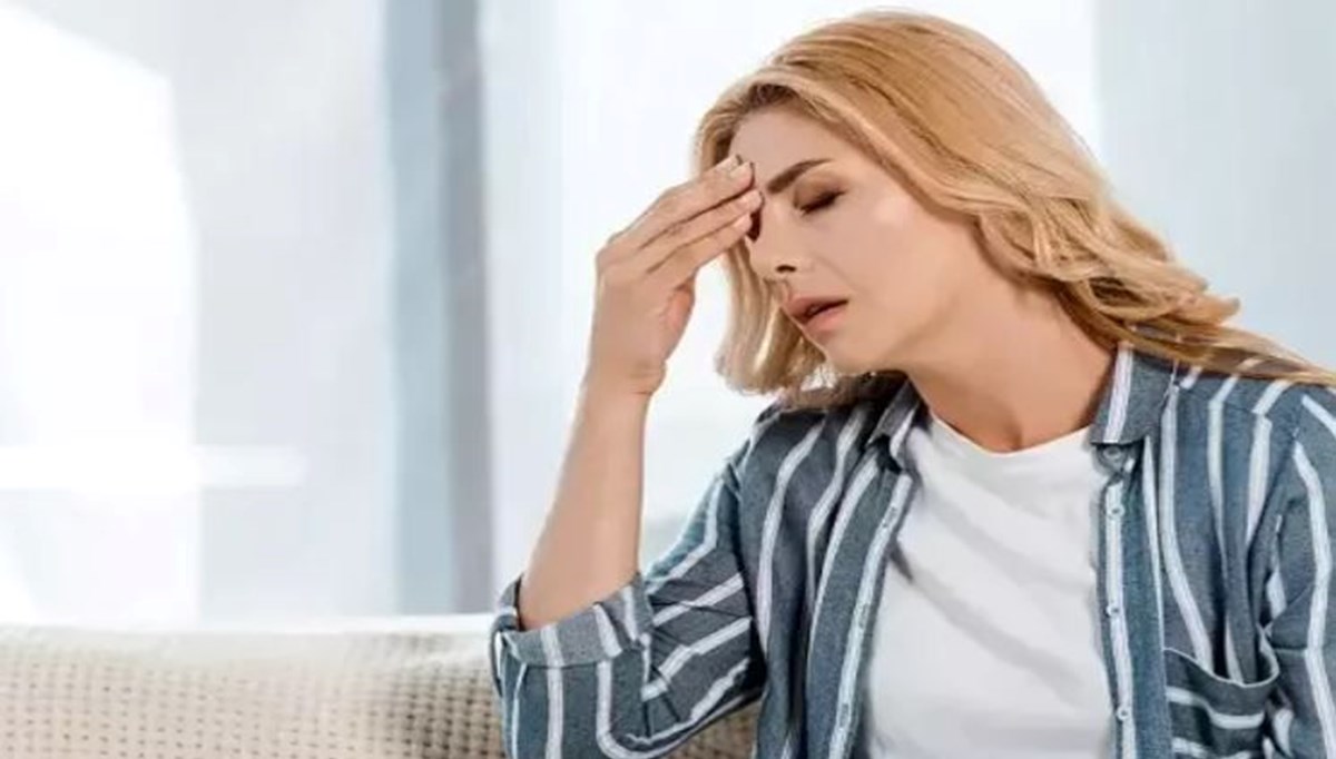 Tiryakileri korkutacak araştırma: Kadınların 45 yaşından önce menopoza girmesine neden oluyor Tiryakileri korkutacak araştırma: Kadınların 45 yaşından önce menopoza girmesine neden oluyor
