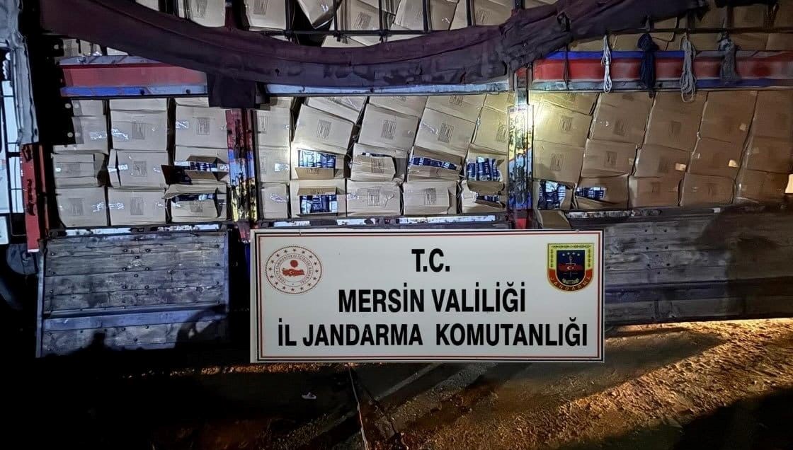 Mersin'de 5 ton kaçak tütün ele geçirildi