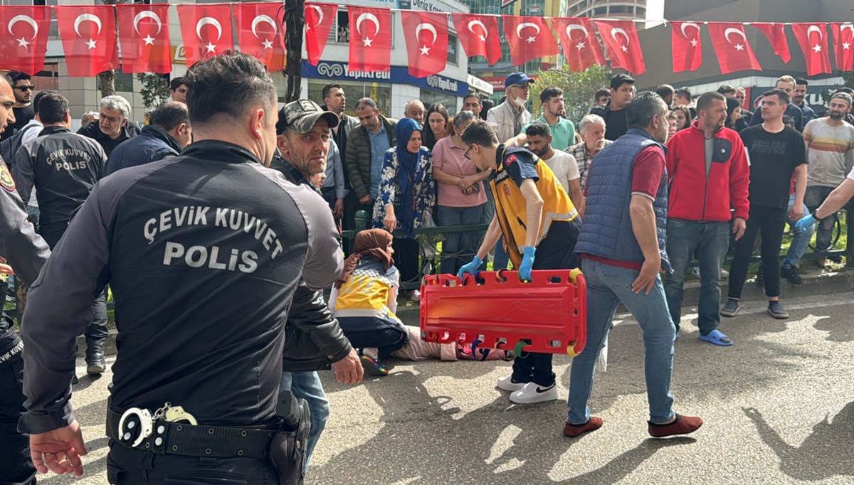 Bursa'da otomobilin çarptığı anne ile iki çocuğu ağır yaralandı