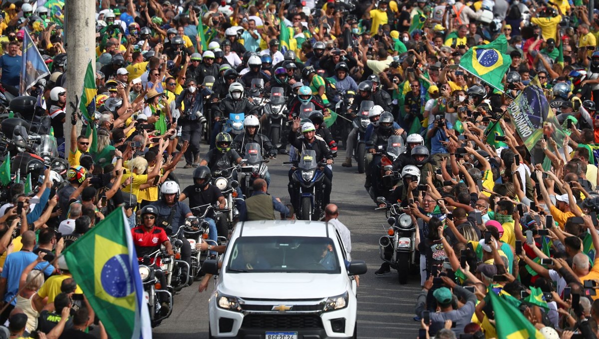 Bolsonaro'ya destek konvoyu