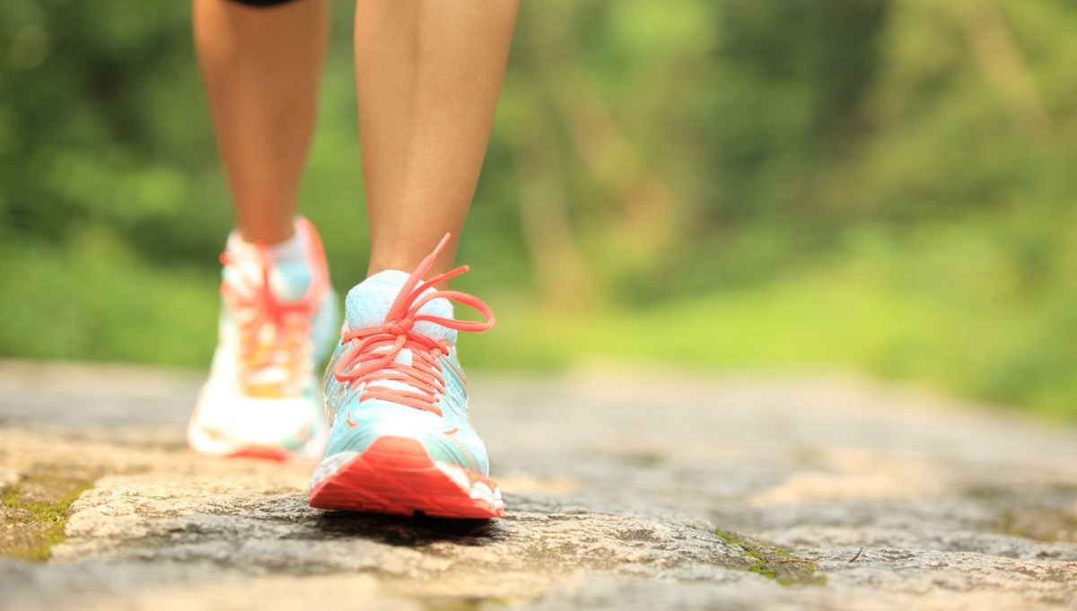 Mini yürüyüşlerin sihri: 2 dakika yürüyünce ne olur?