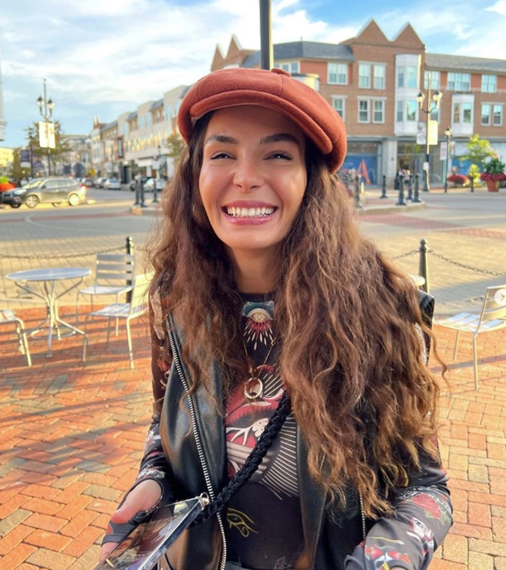 Demet Özdemir'den Şaşırtan Stil Değişikliği: Tek Gecelik İmaj Macerası! 187 wD6hJKnp3E2zHZAU0slfnA