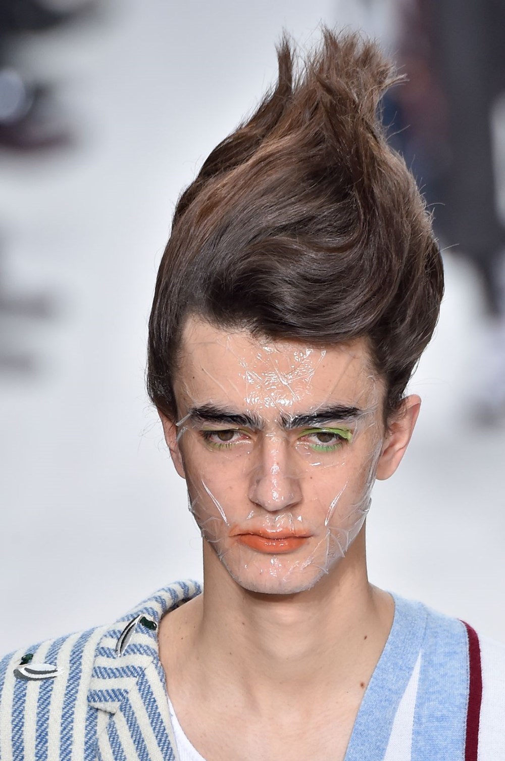 Erkeklerde yeni saç trendi Trol bebek saçı Magazin Erkeklerde yeni saç trendi Trol bebek saçı Magazin