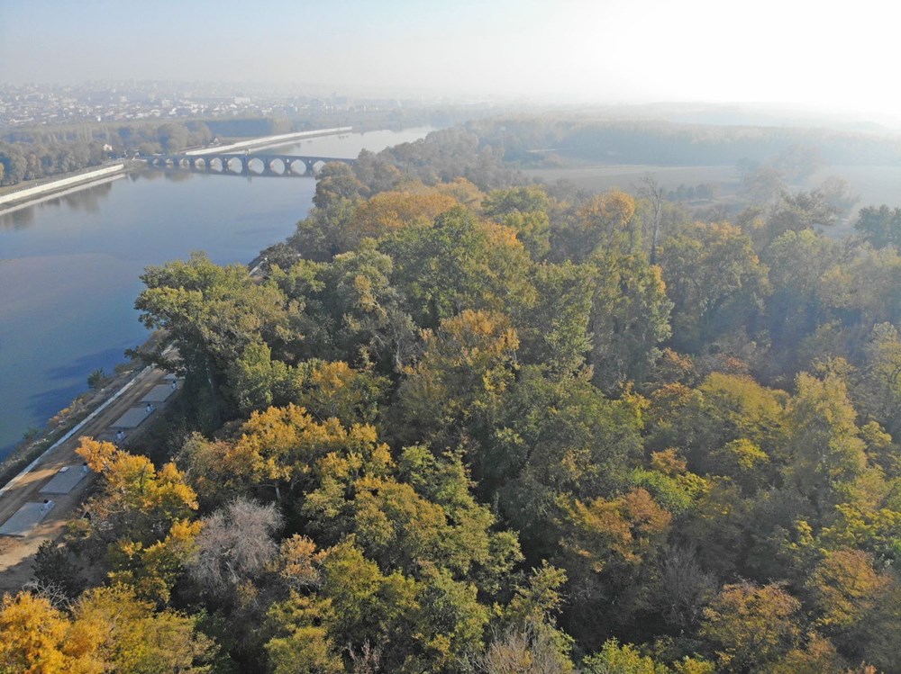 Edirne'de eski tren garı ve kara tren, sonbaharda fotoğraf tutkunlarının gözdesi - 2