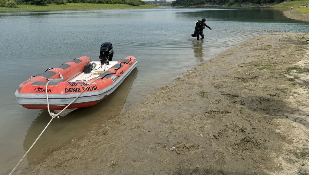 Seyhan Nehri'ne giren genç kayboldu