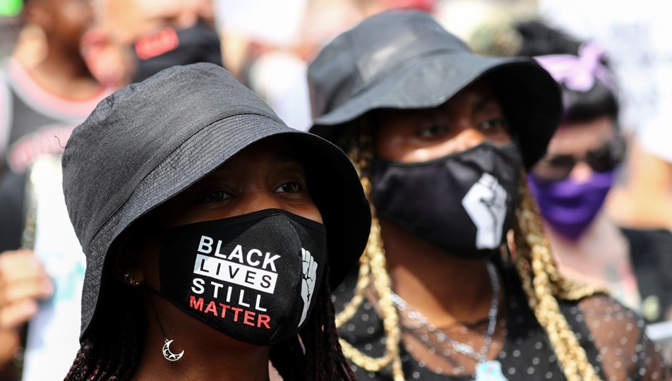 İngiltere'de "Siyahların hayatı önemlidir" gösterileriyle aşırı sağ daha da radikalleşti