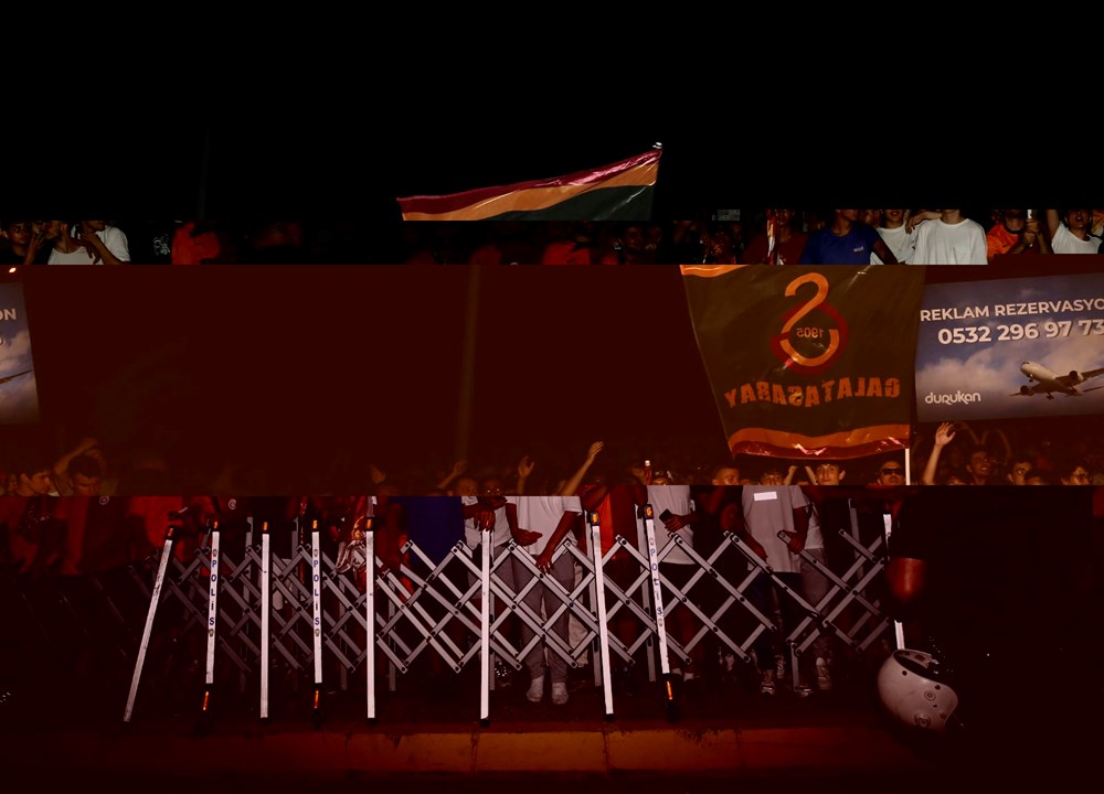 Galatasaray'ın transfer görüşmelerine başladığı Wilfried Zaha, İstanbul'a geldi - 7