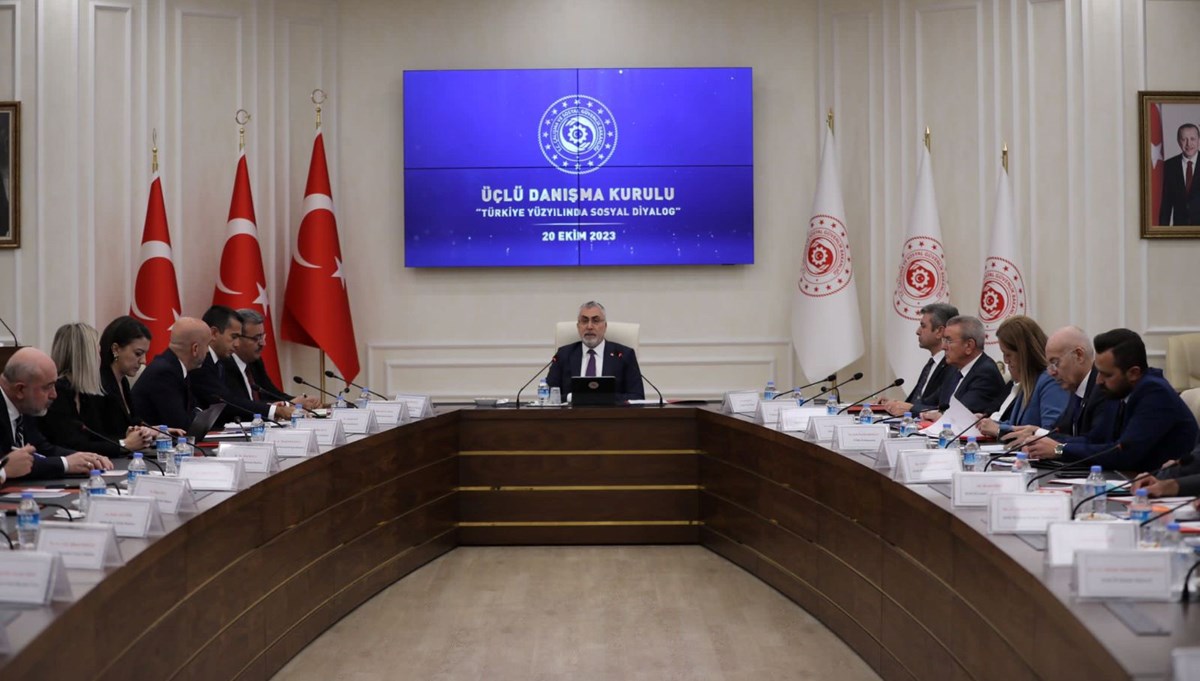 Üçlü Danışma Kurulu, 5 yıl aradan sonra toplandı Üçlü Danışma Kurulu, 5 yıl aradan sonra toplandı
