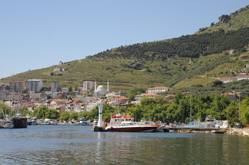 Marmara Adası'na ulaşım 3 saatten 12 dakikaya inecek - 1