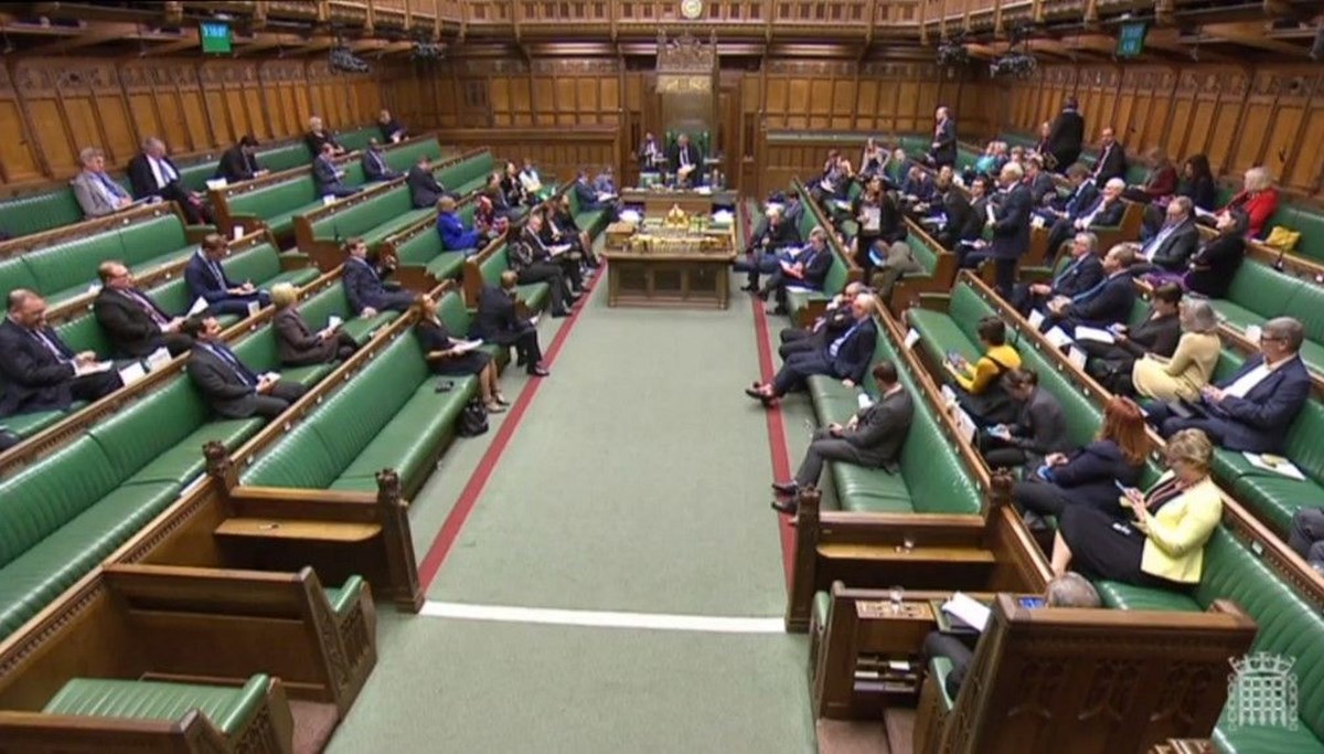 İngiltere'de hükümet Lordlar Kamarası'nda yenilgiye uğradı