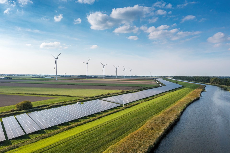 Rüzgar ve güneşin AB elektrik üretimindeki payı ilk kez fosil yakıtları geçti - 1
