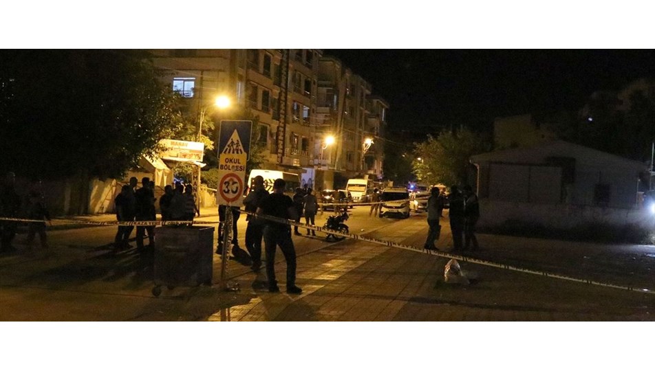 Batman'da kimlik kontrolü yapan bekçi ile ağabeyi vuruldu