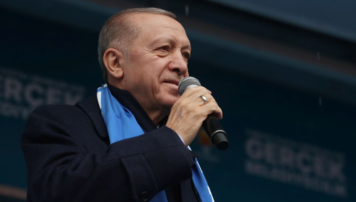 Cumhurbaşkanı Erdoğan: Teröristler bizimle baş edemedi Cumhurbaşkanı Erdoğan: Teröristler bizimle baş edemedi