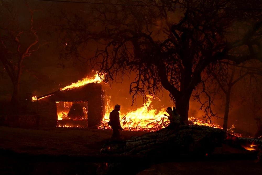 California’da yangınlar bitmiyor - 12
