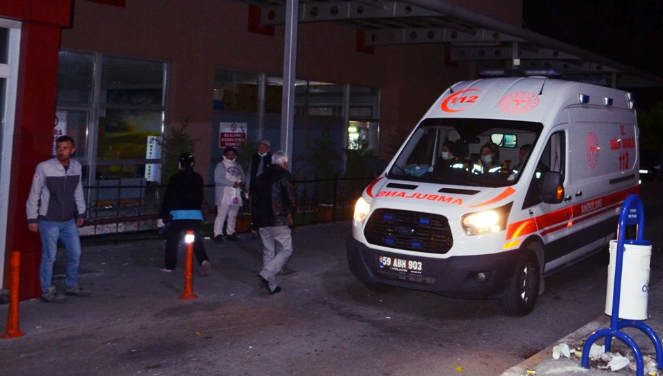Yemekten zehirlenen 28 işçi hastanelik oldu
