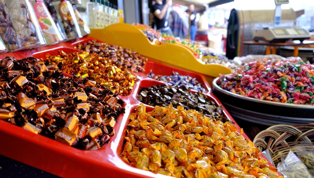 Ramazan Bayramı’na sayılı günler kala şekerler tezgâhları renklendirdi