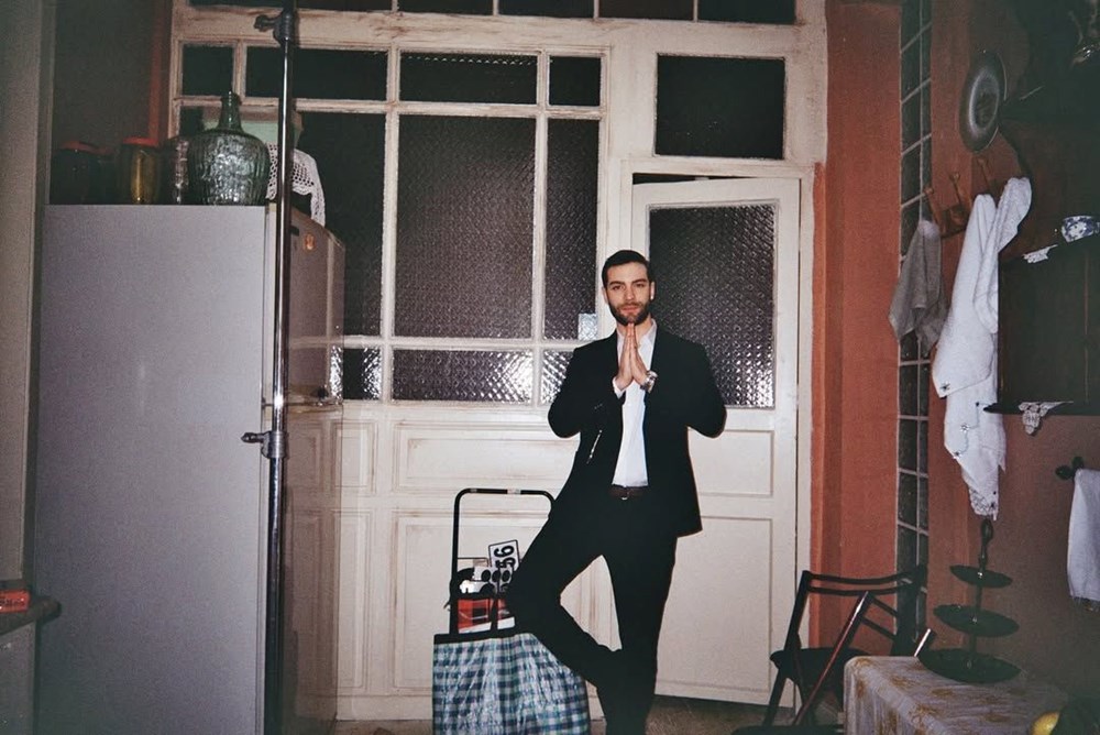 Sahipsizler'in Devran'ı Burak Berkay Akgül'den set pozları - 6