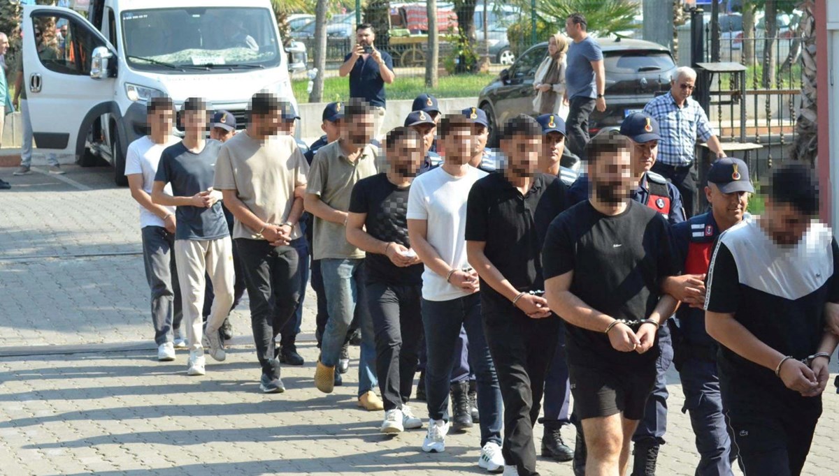 Dolandırıcı çetesinden vurgun