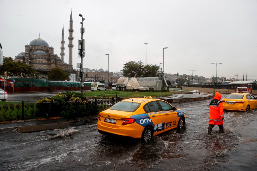 İstanbul'da gök delindi - 12