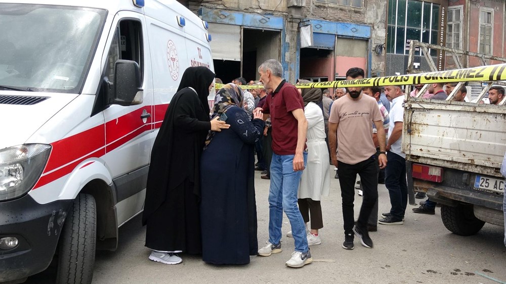 Düşen yükü tutmak isteyen 14 yaşındaki Ahmet yaşamını
yitirdi - 5