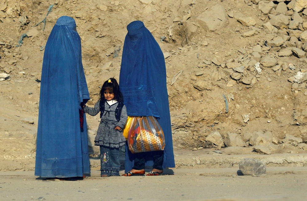 Taliban: 'Yaramaz' kadınları evde tutmaya devam edeceğiz - 7