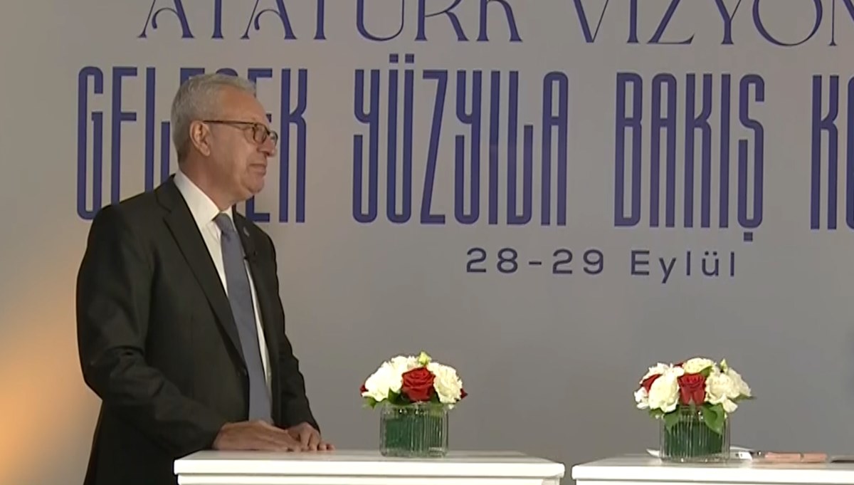 Cumhuriyetin 100. yılı konferansı | Adnan Bali'den özel açıklamalar Cumhuriyetin 100. yılı konferansı | Adnan Bali'den özel açıklamalar