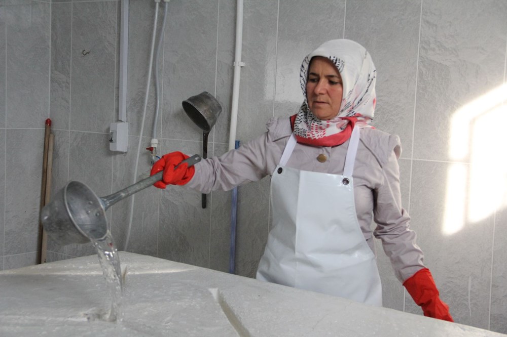 Mesleğini duyan korkup kaçıyor - 1
