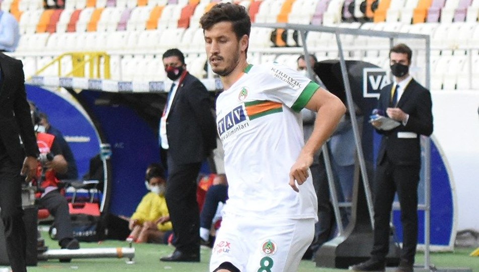Salih Uçan: Beşiktaş ile prensip anlaşmasına vardım