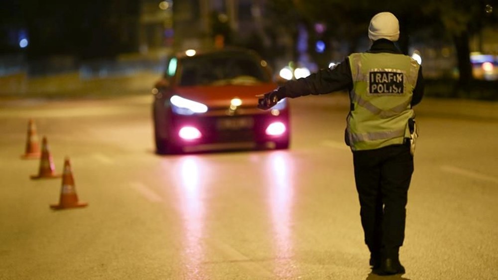 Karayolları Trafik Kanunu sil baştan: İşte madde madde yeni trafik cezaları - 6