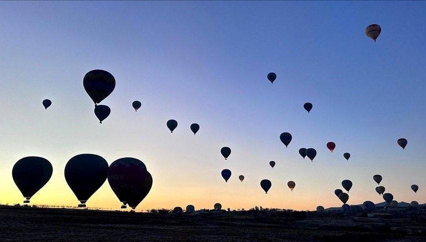 Sıcak hava balon uçuşlarında yolcu sayısında rekor