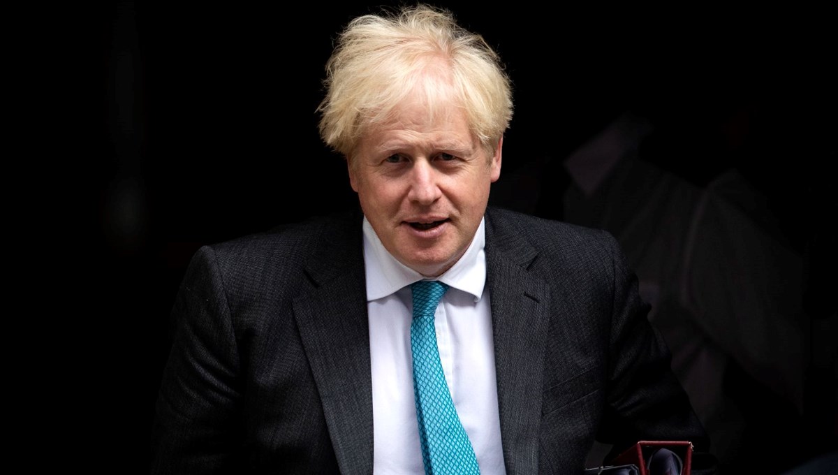 Boris Johnson yine corona virüs partisiyle gündemde