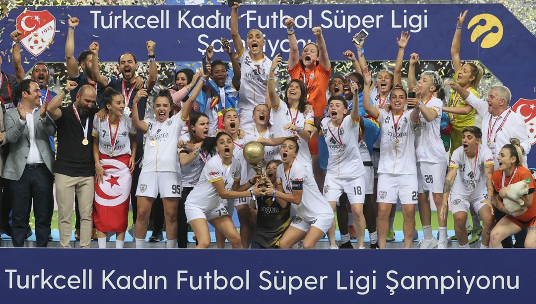 Beşiktaş Vodafone - ALG Spor  Kadın Futbol Süper Ligi PLAY-OFF Çeyrek  Final 