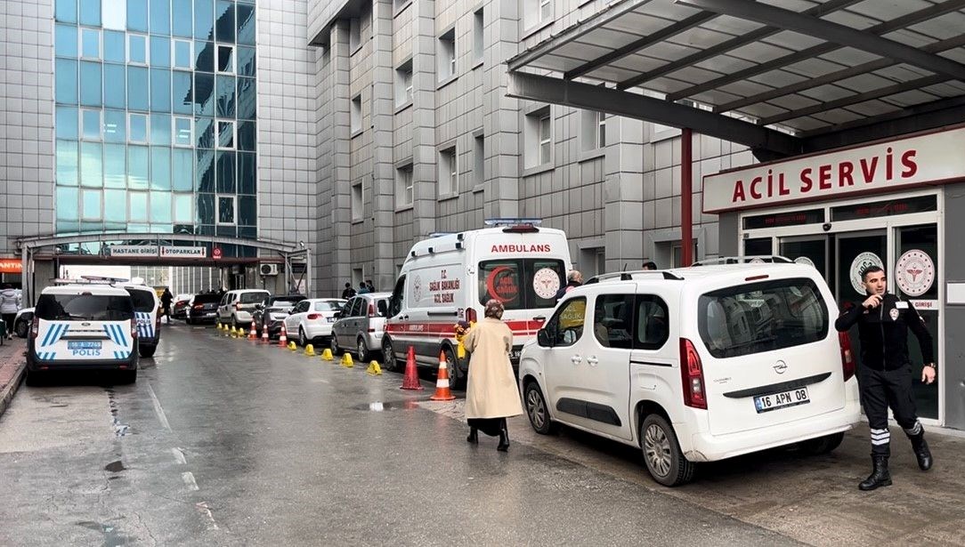 Öğretmenin doğum günü sürprizi 14 öğrenciyi zehirledi