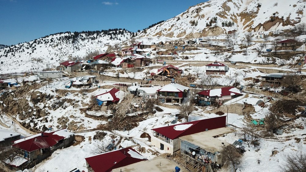 Kahramanmaraş'ın en zirvedeki dağ köyünde 130 evden 20 ev kaldı - 2