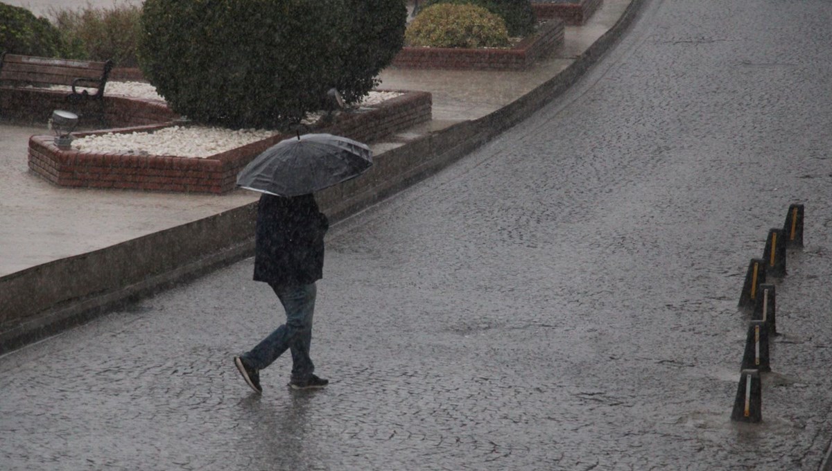 Meteoroloji'den kısa süreli sağanak yağış uyarısı