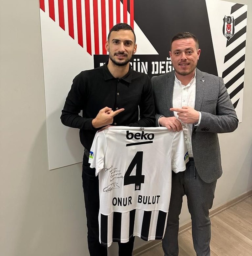 Beşiktaş Onur Bulut ile 3.5 yıllık sözleşme imzaladı - 1