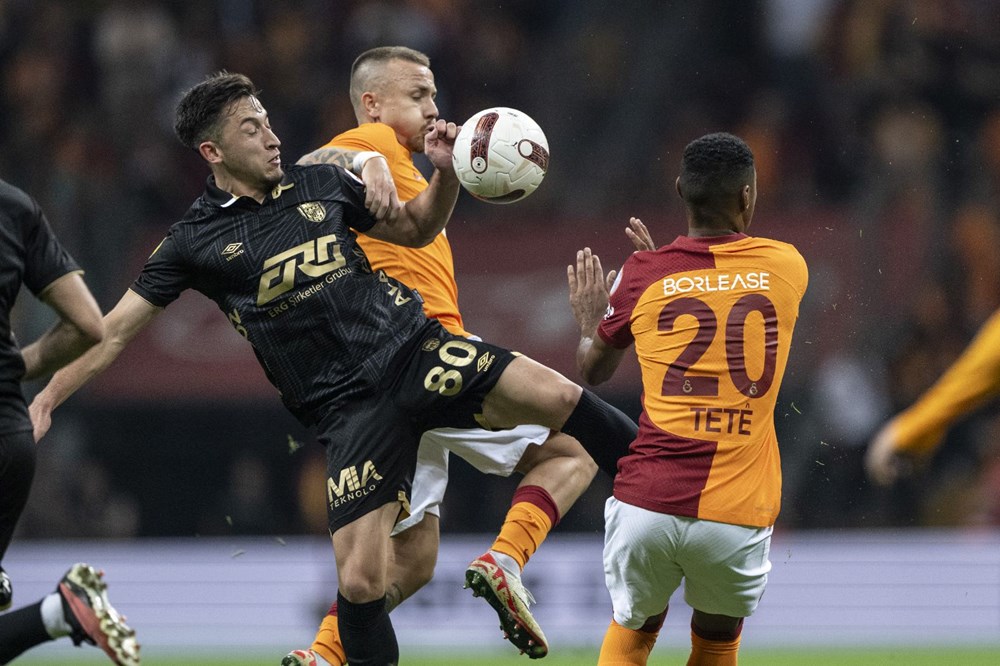 Galatasaray geriden gelerek Ankaragücü'nü mağlup etti - 10