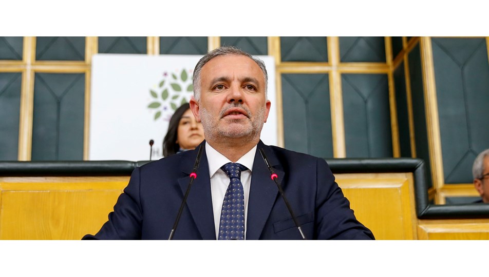 HDP Sözcüsü Ayhan Bilgen: OHAL ile yönetilen ülkelerin uluslararası arenada itibarı olmaz