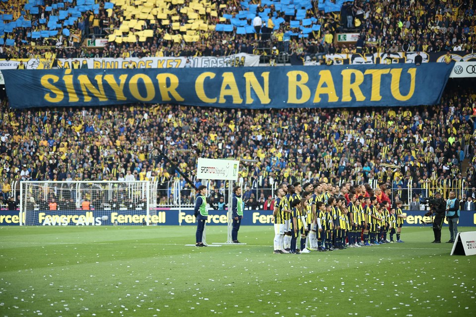Fenerbahçeli ve Galatasaraylı futbolcular ‘Can Bartu’yu unutmadı - 1