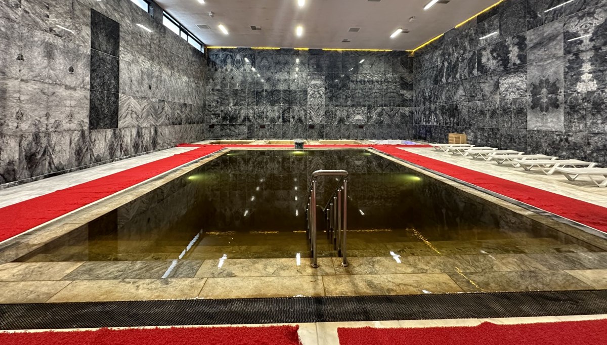 Kaplıcalarda bayram tatili yoğuluğu Kaplıcalarda bayram tatili yoğuluğu