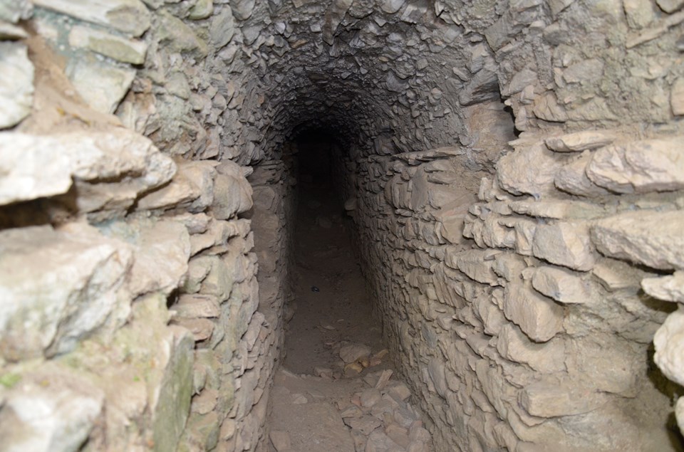 Mastaura Antik Kenti'nde 1800 yıllık kanalizasyon sistemi gün yüzüne çıkarıldı - 1